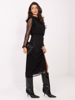 Czarna koronkowa sukienka z drapowaniem