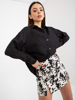 Hurtownia Czarna ażurowa koszula oversize z haftem