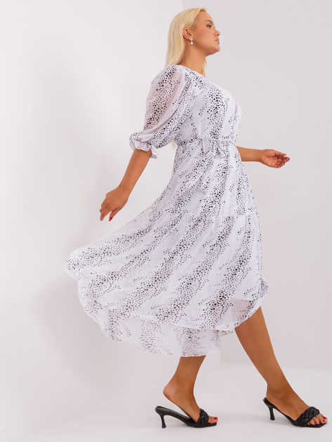 Hurtownia Biała sukienka plus size z falbaną