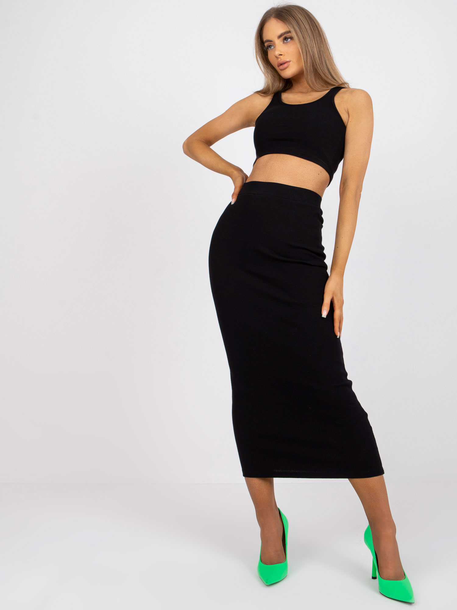 Schwarzes gestreiftes Basic-Set mit Rock RUE PARIS.