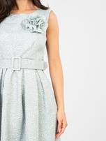 Miętowa żakardowa sukienka z paskiem RUE PARIS 