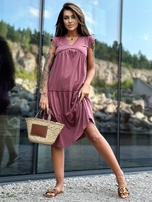 Hurtownia Brudnoróżowa luźna sukienka z falbaną MAYFLIES