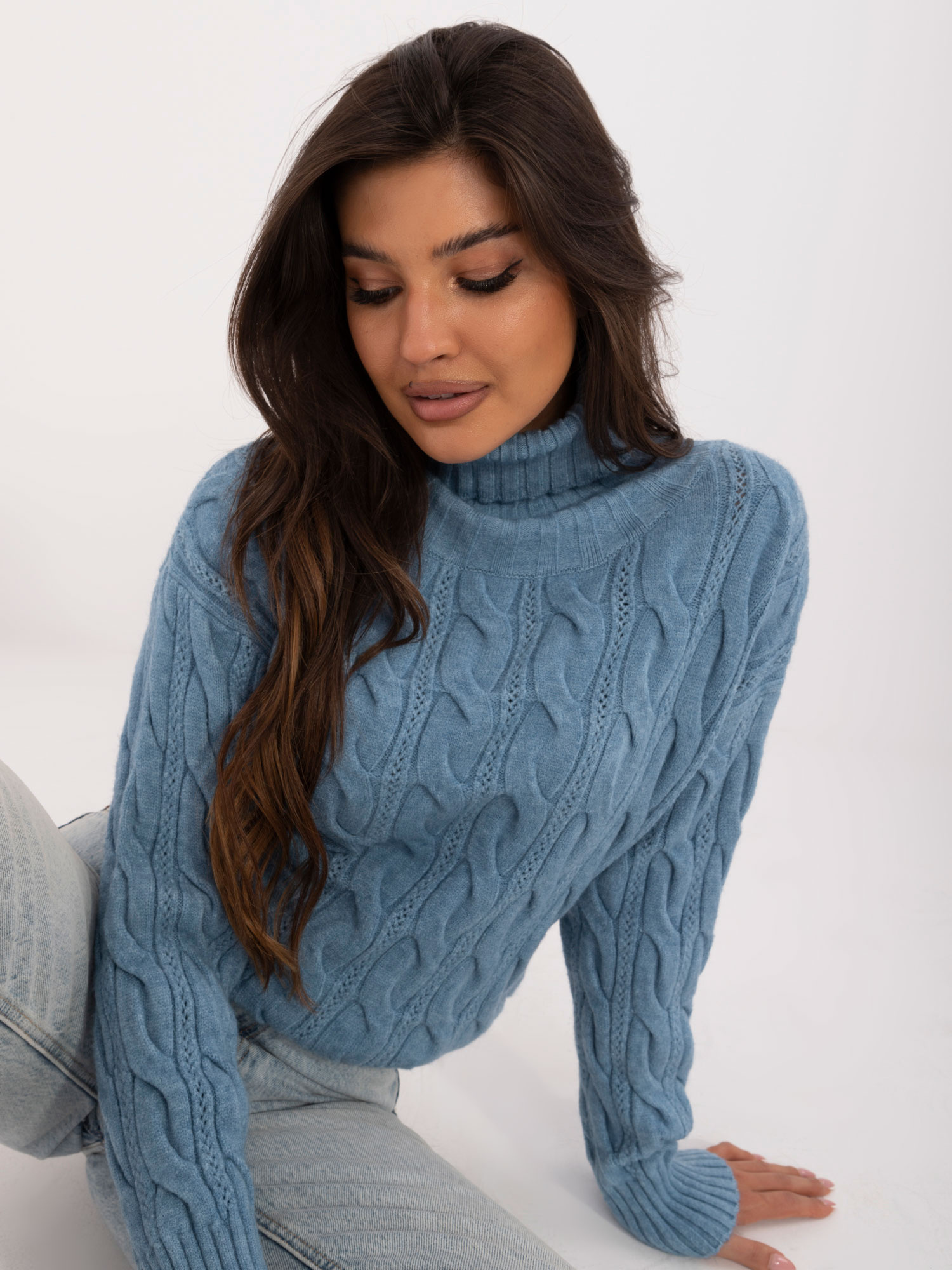 Sweter niebieski