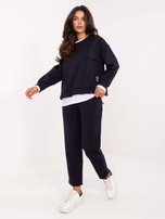 Granatowy przyjemny w dotyku komplet damski