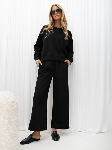 Czarny ocieplany dres basic z krótką bluzą