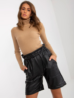 Hurtownia Czarne ocieplane szorty casualowe z ekoskóry