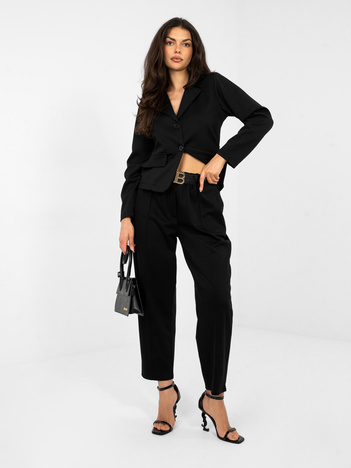 Czarne dresowe spodnie z miękkiego materiału 