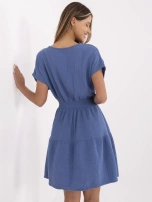 Brudnoniebieska muślinowa sukienka z krótkim rękawem