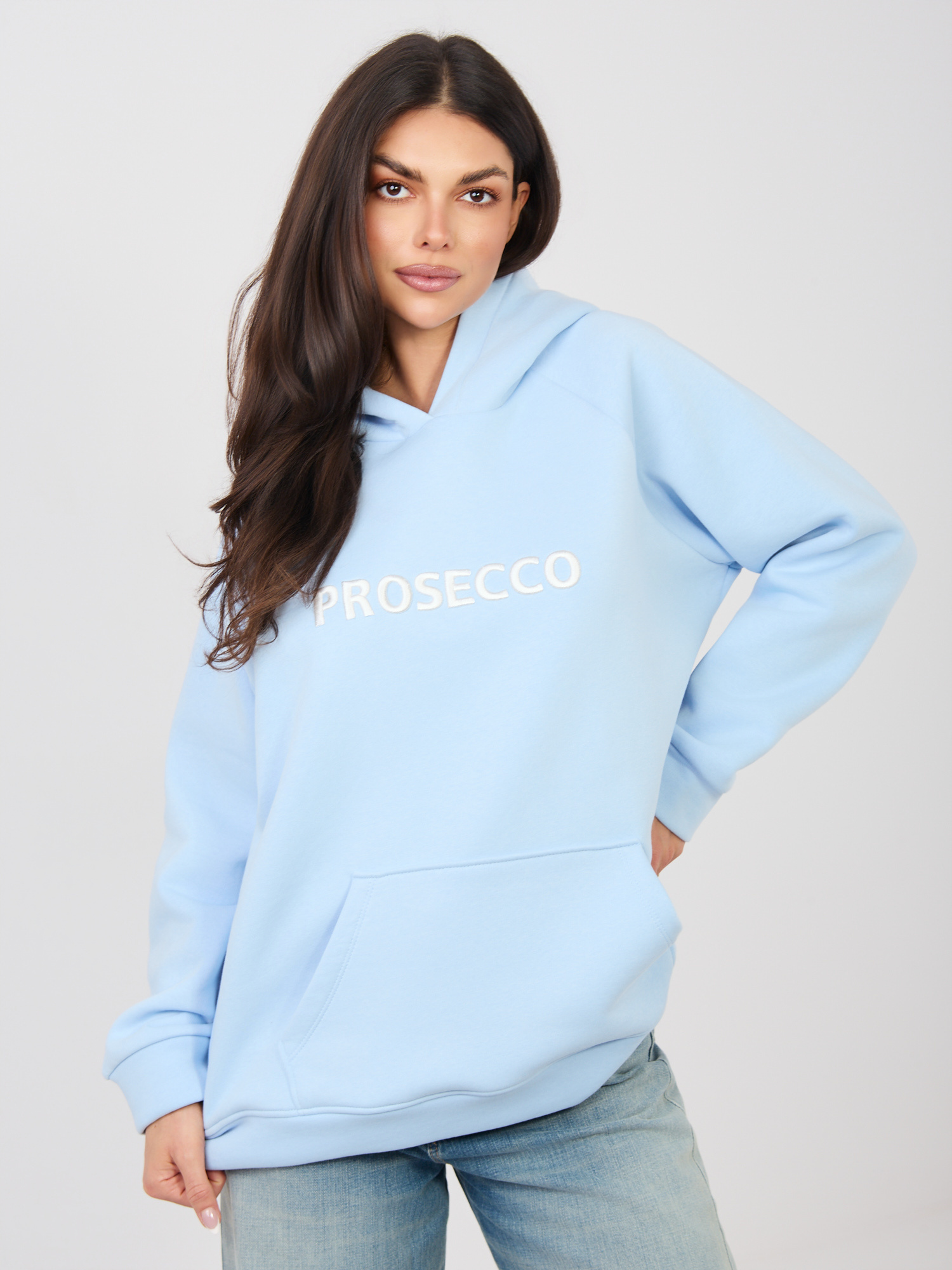 Pastelowa niebieska bluza kangurka z ociepleniem RUE PARIS