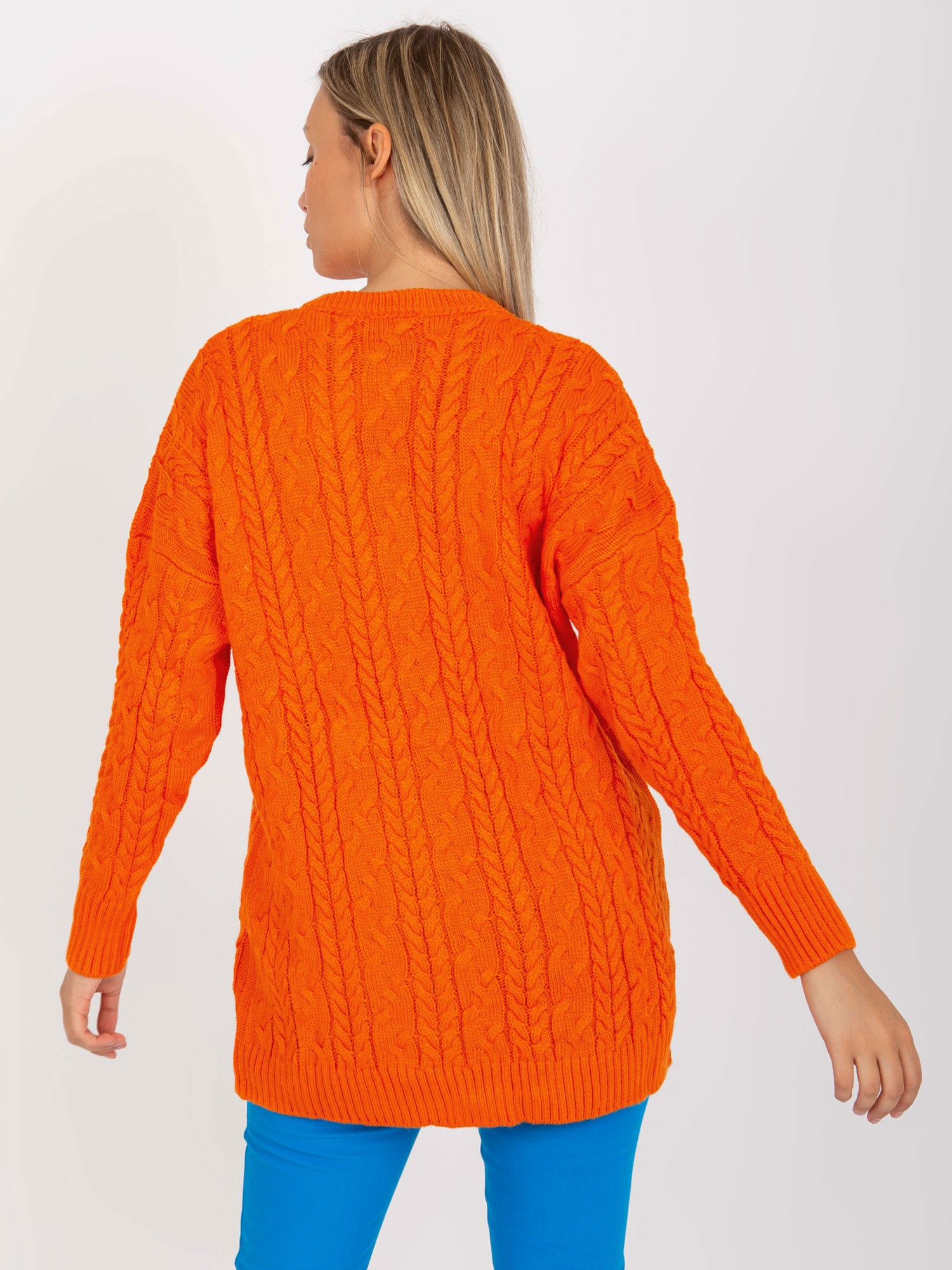 Pomarańczowy sweter z warkoczami oversize RUE PARIS