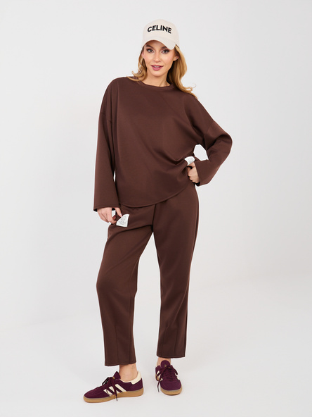 Czekoladowy dresowy komplet z naszywkami RUE PARIS