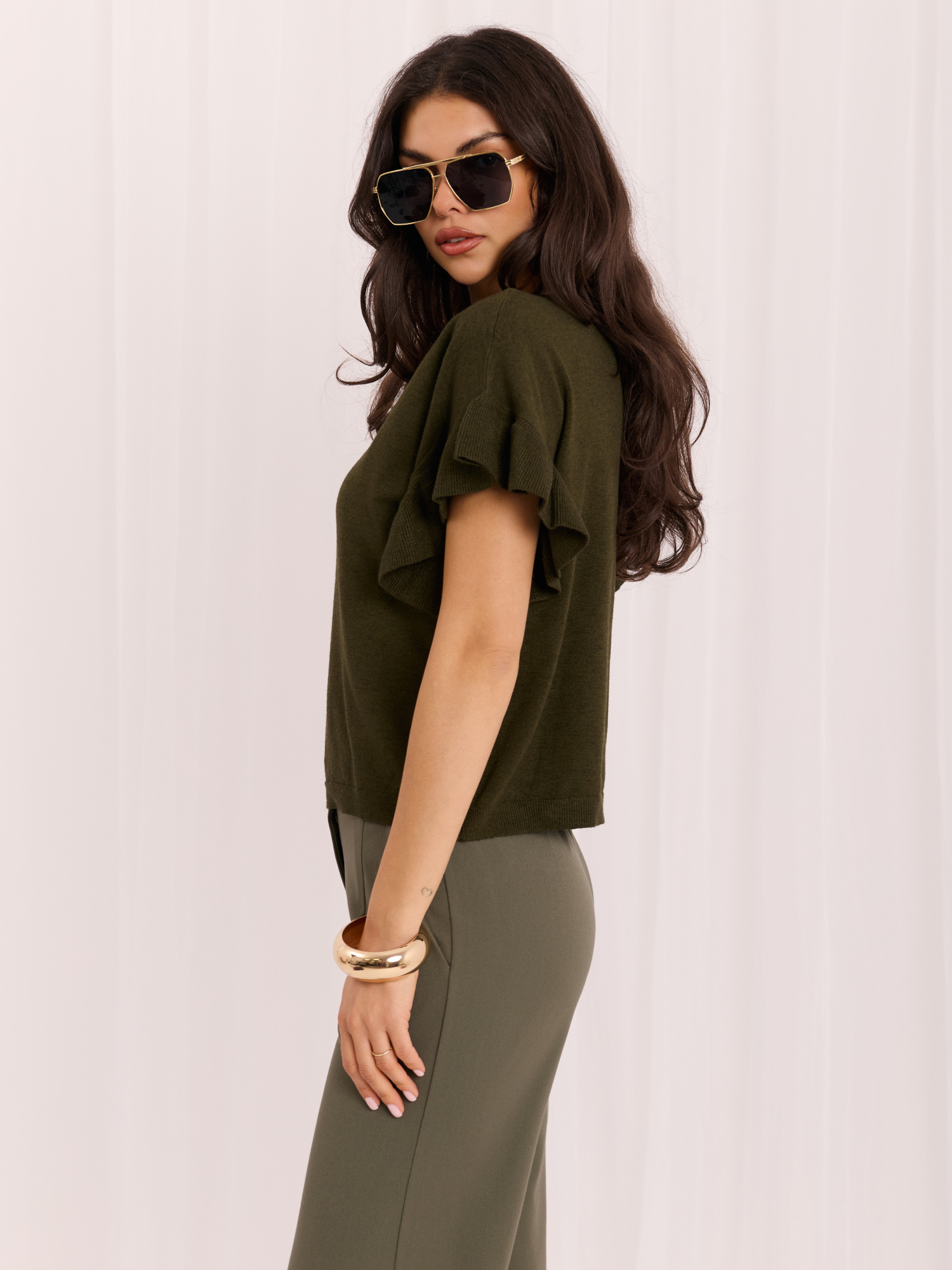 Khaki miękki sweter z domieszką modalu
