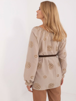 Ciemnobeżowa ażurowa bluzka damska z wiązaniem