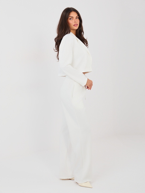 Ecru komplet z dwurzędową marynarką RUE PARIS