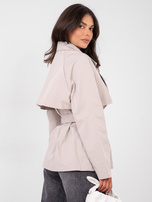 Beżowy krótki trencz z kieszeniami RUE PARIS