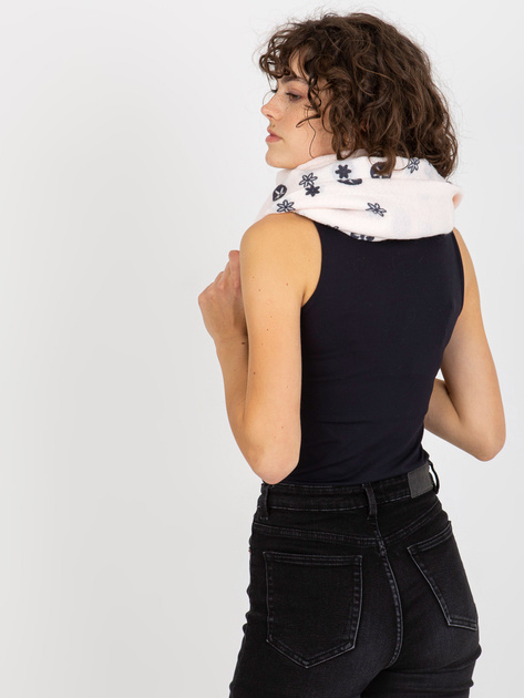 Hurtownia online Jasnoróżowy szal damski we wzory