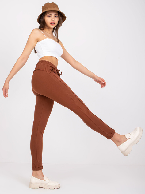 Ciemnobrązowe spodnie Approachable