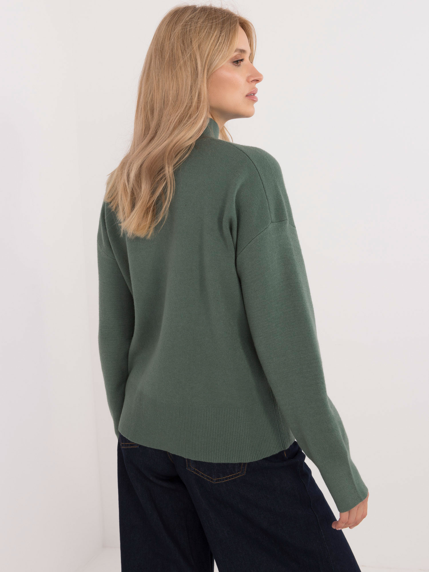 Sweter ciemny zielony