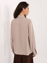 Beżowa koszula z ozdobnymi guzikami