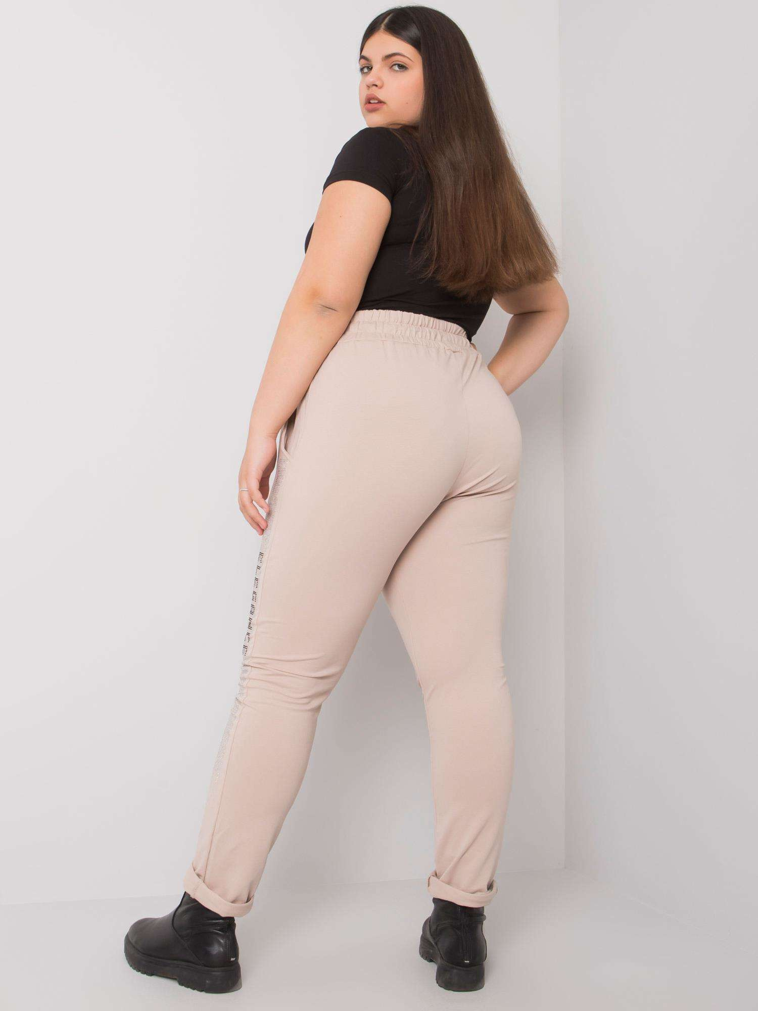 Beige Sweatpants in Übergröße mit Applikation Aelis.