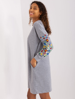 Hurt Szara sukienka dresowa z haftem RUE PARIS