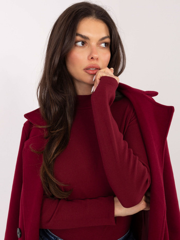 Bordowa prążkowana bluzka z naszywką na plecach