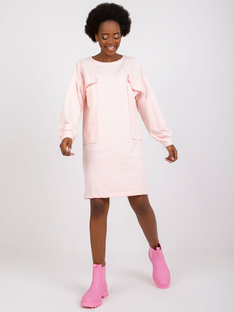 Jasnoróżowa sukienka z kieszeniami Carrara