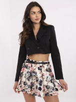 Beige-schwarze Faltenrockshorts.