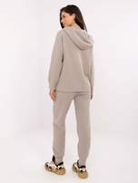 Szary swetrowy komplet z domieszką wełny