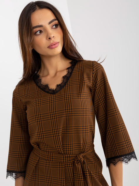 Hurt Jasnobrązowo-czarna sukienka koktajlowa w kratę z wiązaniem