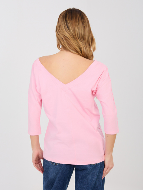 Pastelowa różowa bluzka basic z dekoltem na plecach RUE PARIS