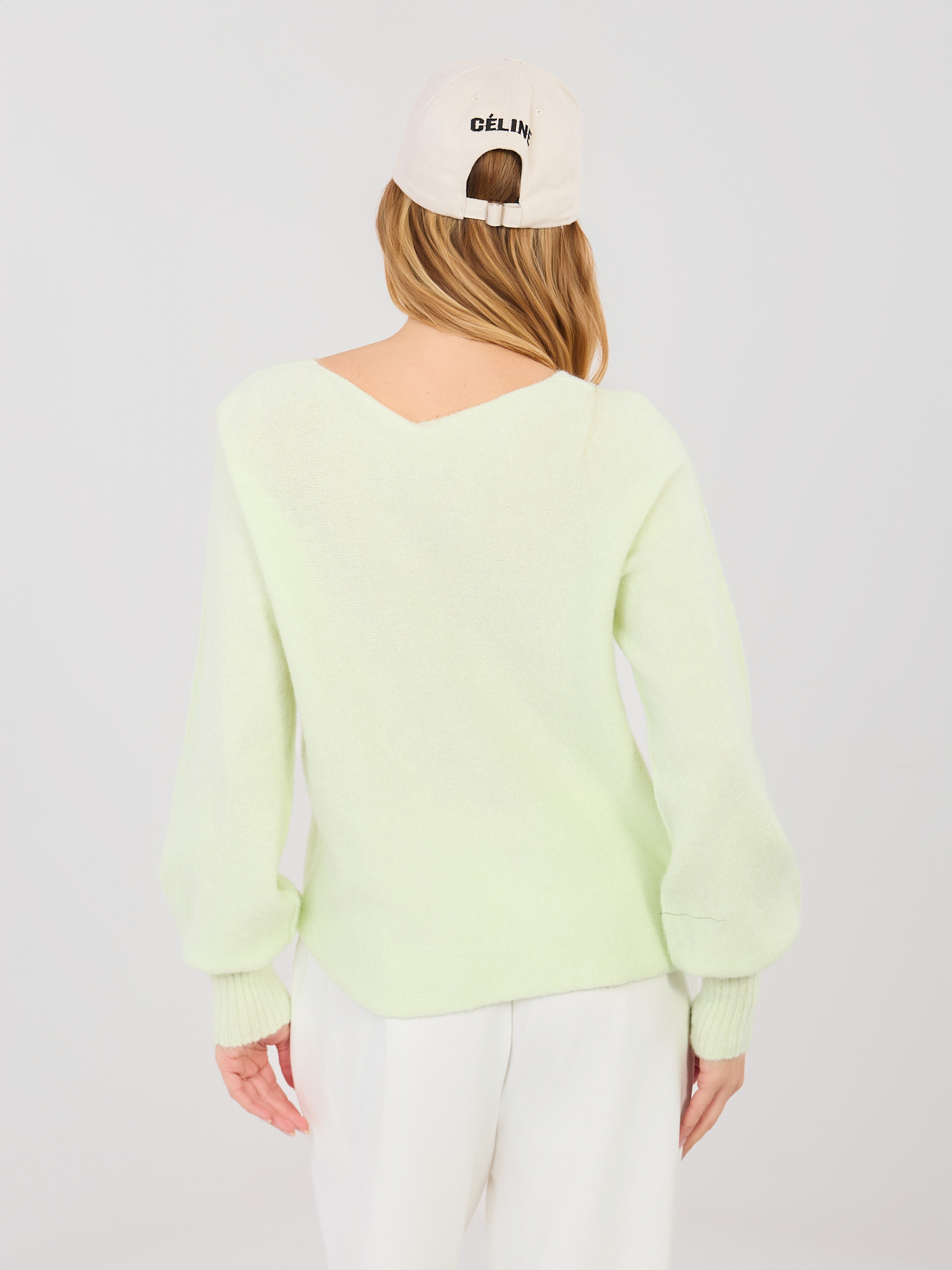 Sweter jasny zielony