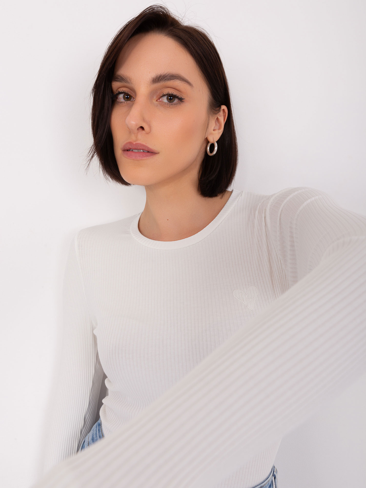 Wholesale Ecru basic blouse made of cotton BASIC FEEL GOOD.