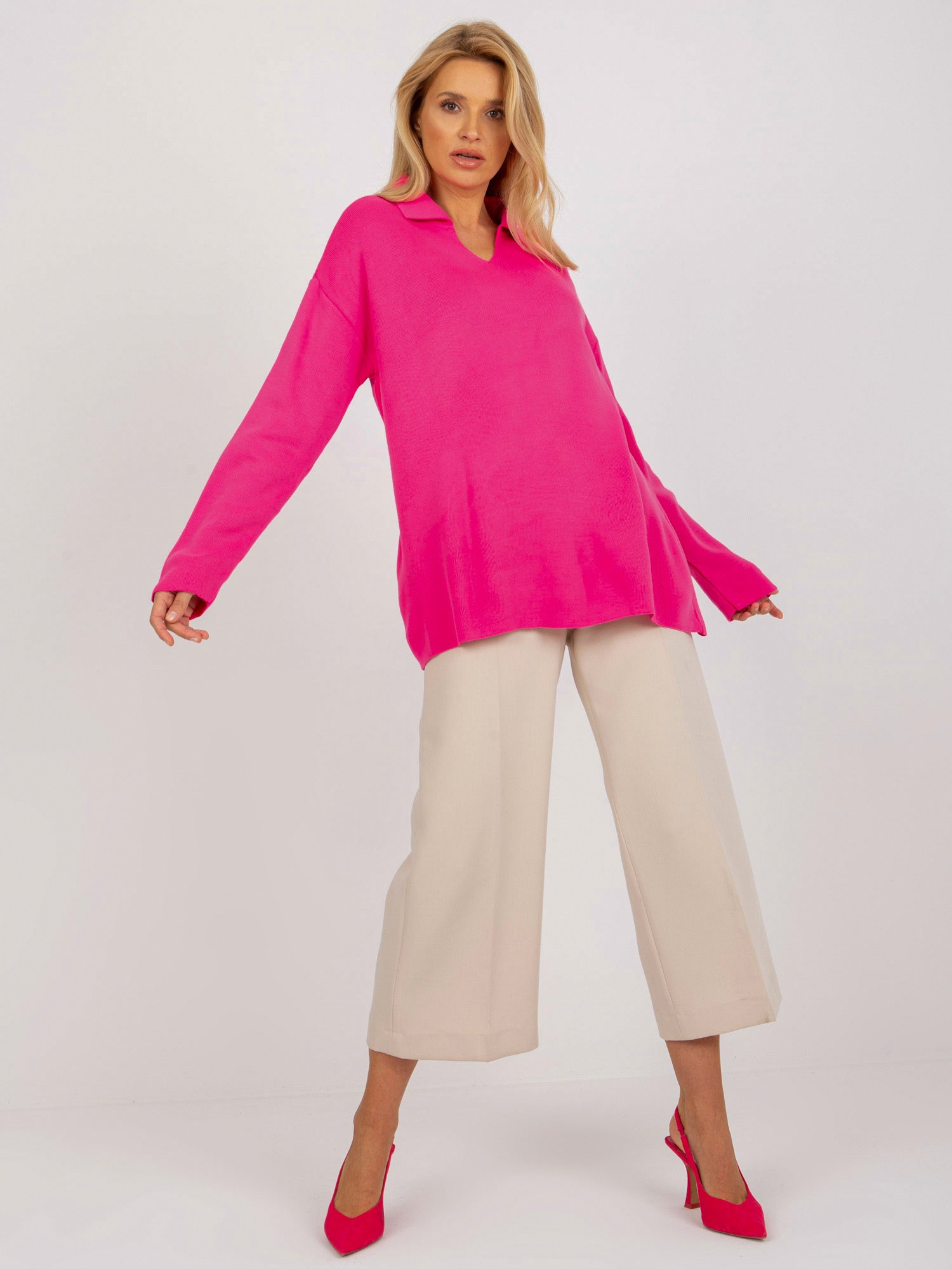 Fluo różowy damski sweter oversize z kołnierzykiem RUE PARIS