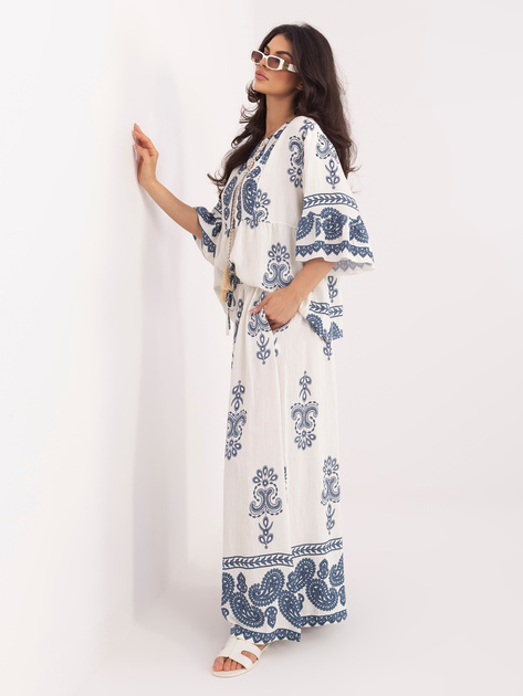 Ecru letni komplet z wiązaniem przy dekolcie