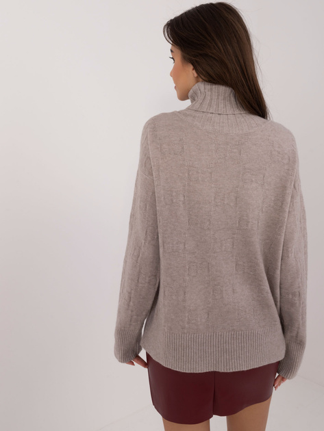 Hurtownia Beżowy luźny sweter z długim rękawem i golfem