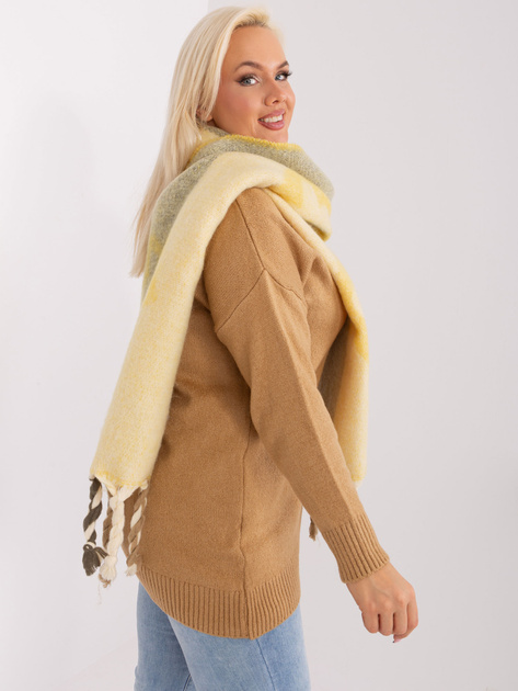 Hurtownia Żółty zimowy szal we wzory