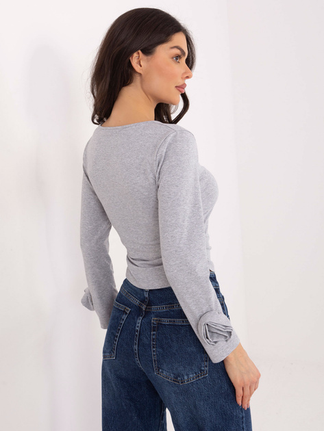 Szara krótka bluzka z drapowaniem