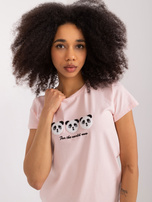 Hurt Jasnoróżowy t-shirt z napisem BASIC FEEL GOOD