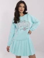 Miętowy damski komplet z bluzą z nadrukiem