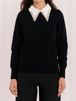Czarny elegancki sweter z cyrkoniami