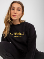 Schwarzes Damen-Sweatset mit Sweatshirt mit Aufschrift.