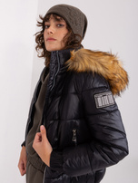 Hurtownia Khaki zimowa czapka z aplikacją