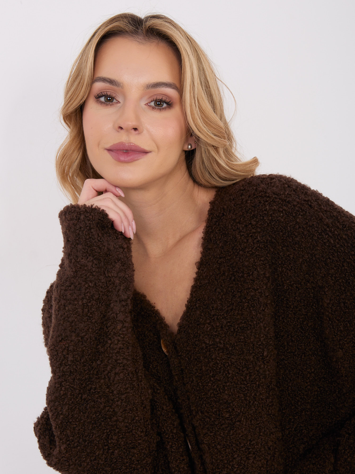 Sweter ciemny brązowy