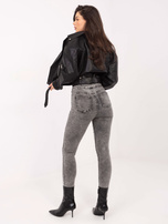 Hurtownia Ciemnoszare jeansy damskie skinny z ozdobnymi guzikami