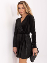 Czarna welurowa sukienka z cekinami