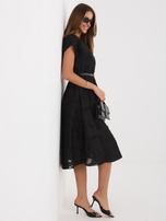 Czarna rozkloszowana sukienka z paskiem RUE PARIS 