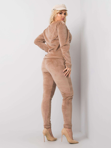 Beżowy welurowy komplet plus size Jeanne