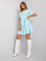 Jasnoniebieska sukienka z falbaną Lachelle