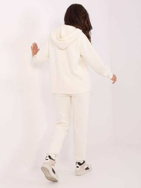 Ecru damski komplet alpaka ze spodniami